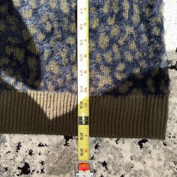 Hem & Thread Olive Green and Navy Blue Fuzzy Sweater - Picture 3 of 8